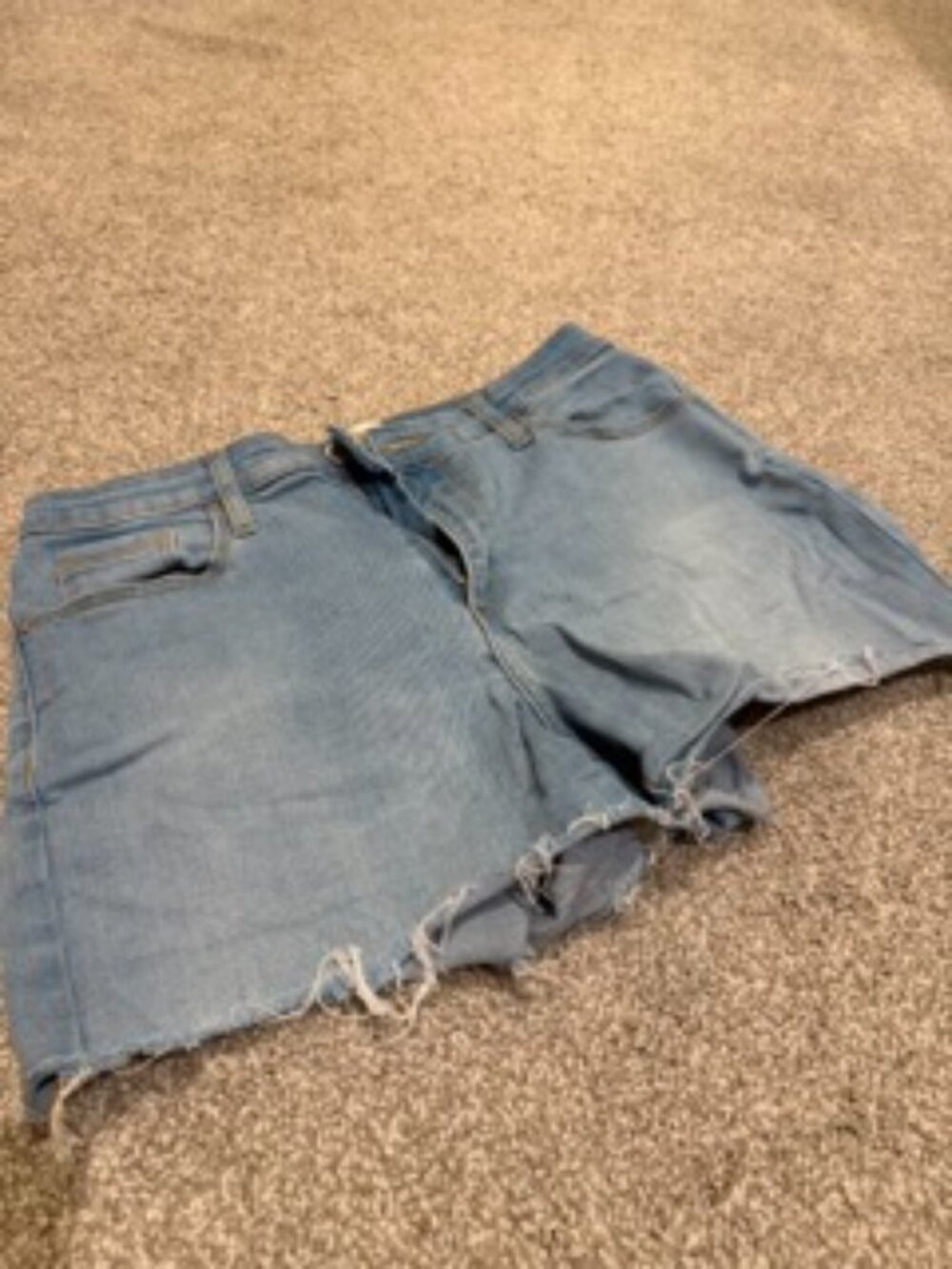Universal Threads Shorts - Picture 3 of 3